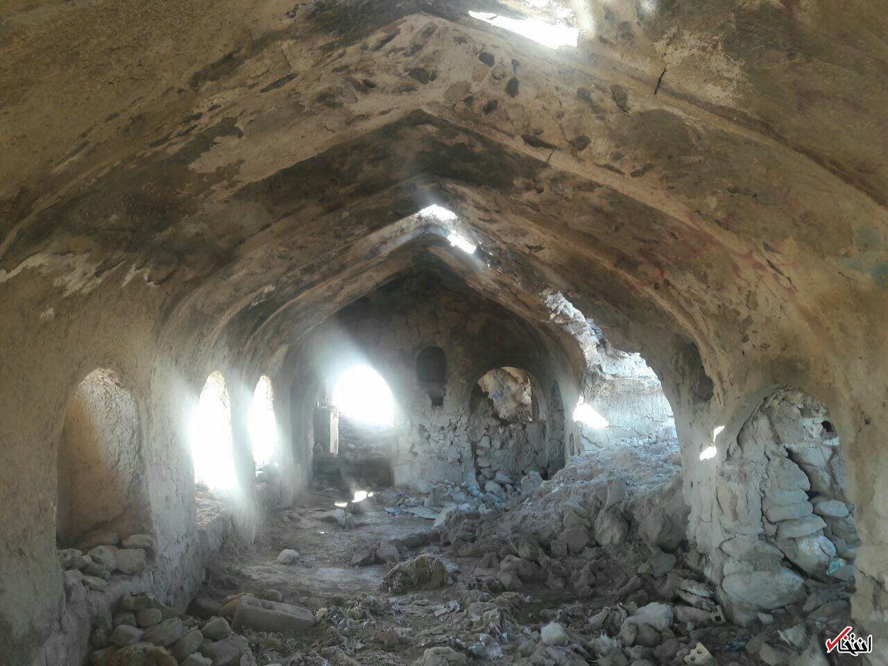 ۴۳۰ کشته و ۷۴۰۰ مجروح در زمین&zwnj;لرزه کرمانشاه / پیش&zwnj;بینی افزایش ده درصدی کشته&zwnj;ها / ۱۲ هزار خانه صددرصد تخریب شده اند / سازمان امداد و نجات: بعید است کسی زیر آوار مانده باشد /  روحانی: اگر بالگردها نبودند کمک رسانی سخت&zwnj;تر می&zwnj;شد