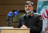سردار رادان: اگر وطن فروشی خواست در کشور ناامنی ایجاد کند او را مثل دشمن خواهیم دید و با او آن برخورد را می‌کنیم که با دشمن می‌کنیم / ۳۰ میلیون جان‌فدا داریم که دیگر صرفاً واکنش‌دهنده نیستند، بلکه پیش‌دستانه عمل می‌کنند / انگشت ما مثل انگشت عزیزانمان در ارتش و سپاه و بسیج برای حفظ امنیت روی ماشه است