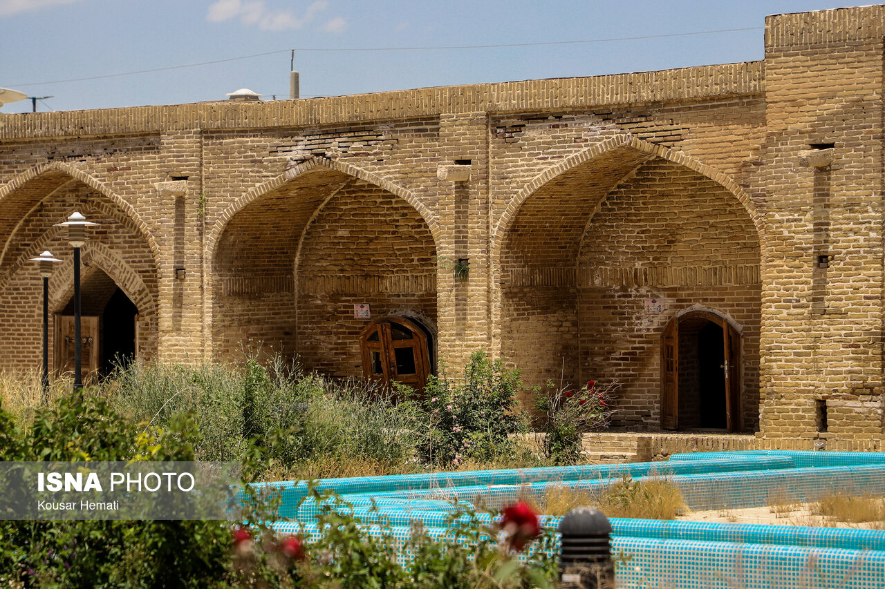 تصاویر: وضعیت نابسامان کاروانسرای شاه عباسی - کرمانشاه