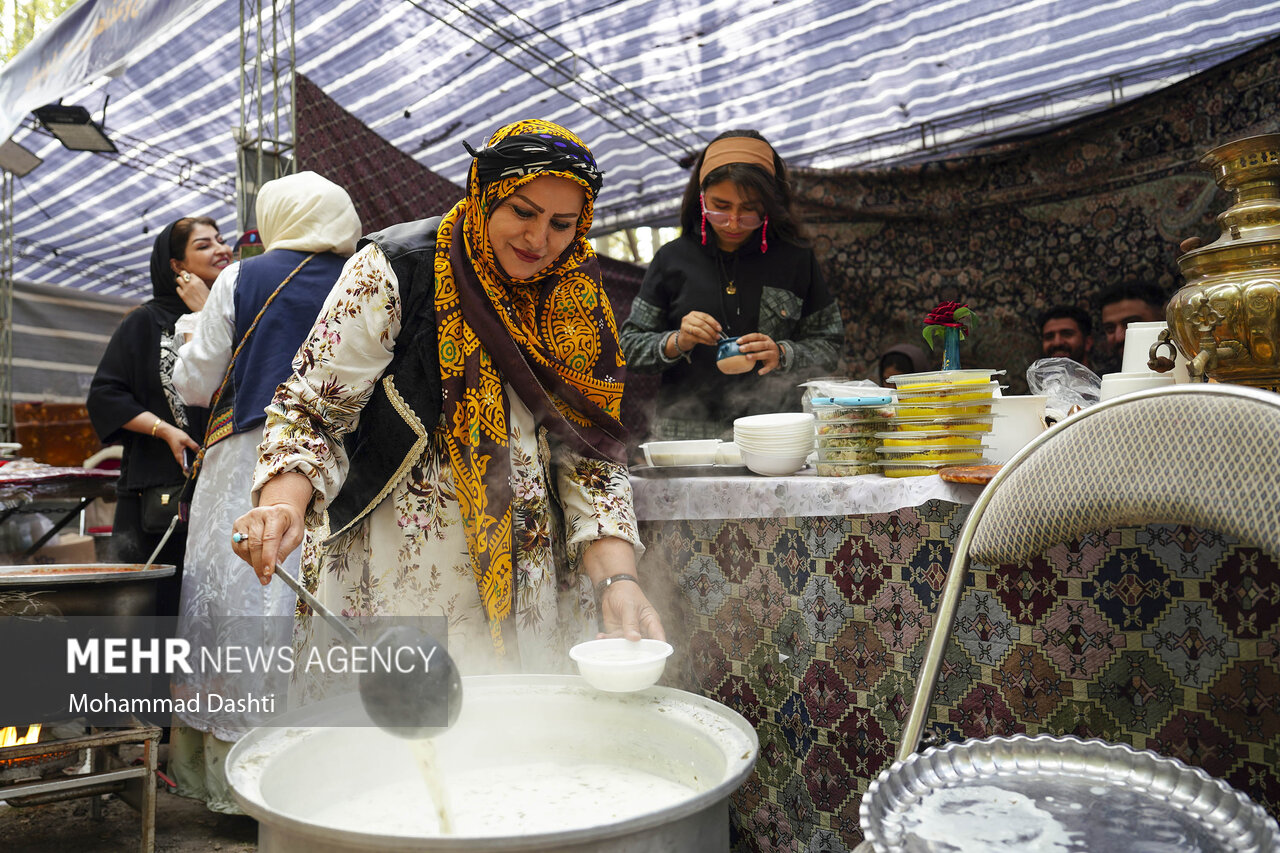 تصاویر: رویداد ملی فرهنگی و گردشگری آش و غذاهای سنتی نیر
