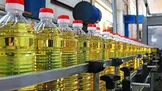 مقام وزارت صنعت: بخشی از مرغ و روغن وارداتی با ارز ۴۲۰۰ تومانی به خارج قاچاق می‌شود