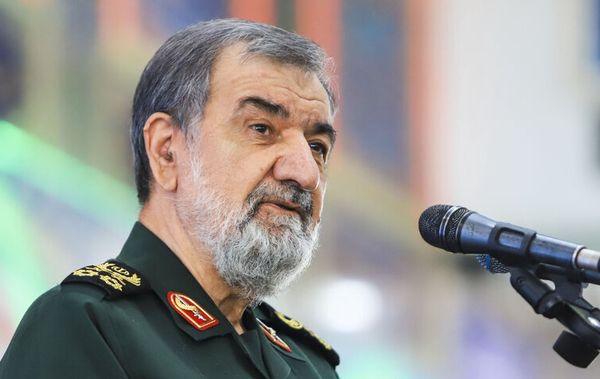 دبیر شورای عالی امنیت ملی: شروط ایران در دست پاکستان و قطر است / در جلسه‌ای با پزشکیان و عراقچی، قرار شد که شروط را خودمان در آمریکا ابلاغ کنیم / اگر کشورهای منطقه نگذارند هواپیما‌های ایران سفر کنند فرودگاه‌های آنان هم نمی‌توانند پرواز داشته باشند