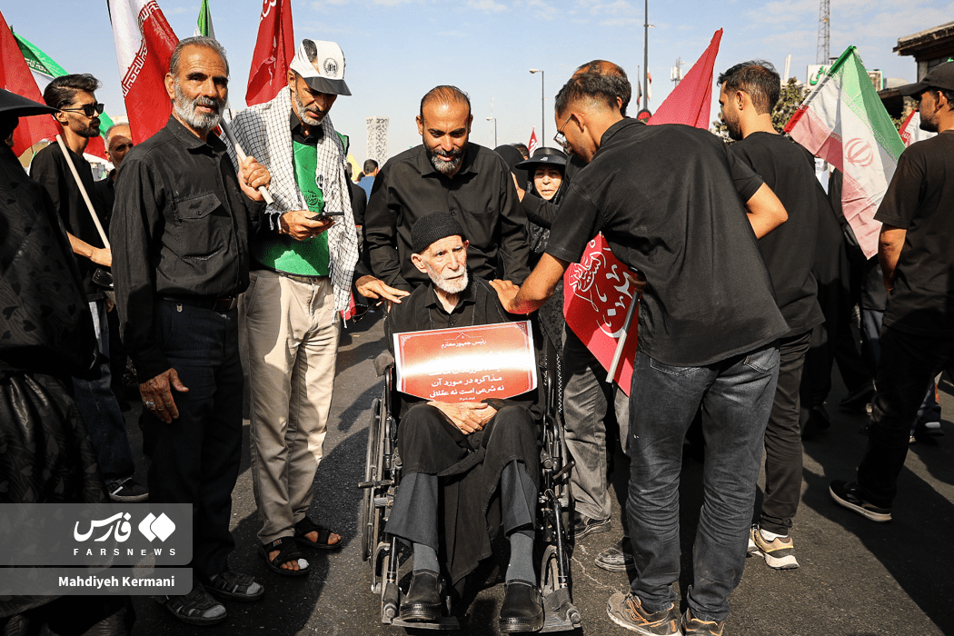 تصاویر: مراسم تشییع پیکر مطهر رهبر شهید انقلاب در تهران