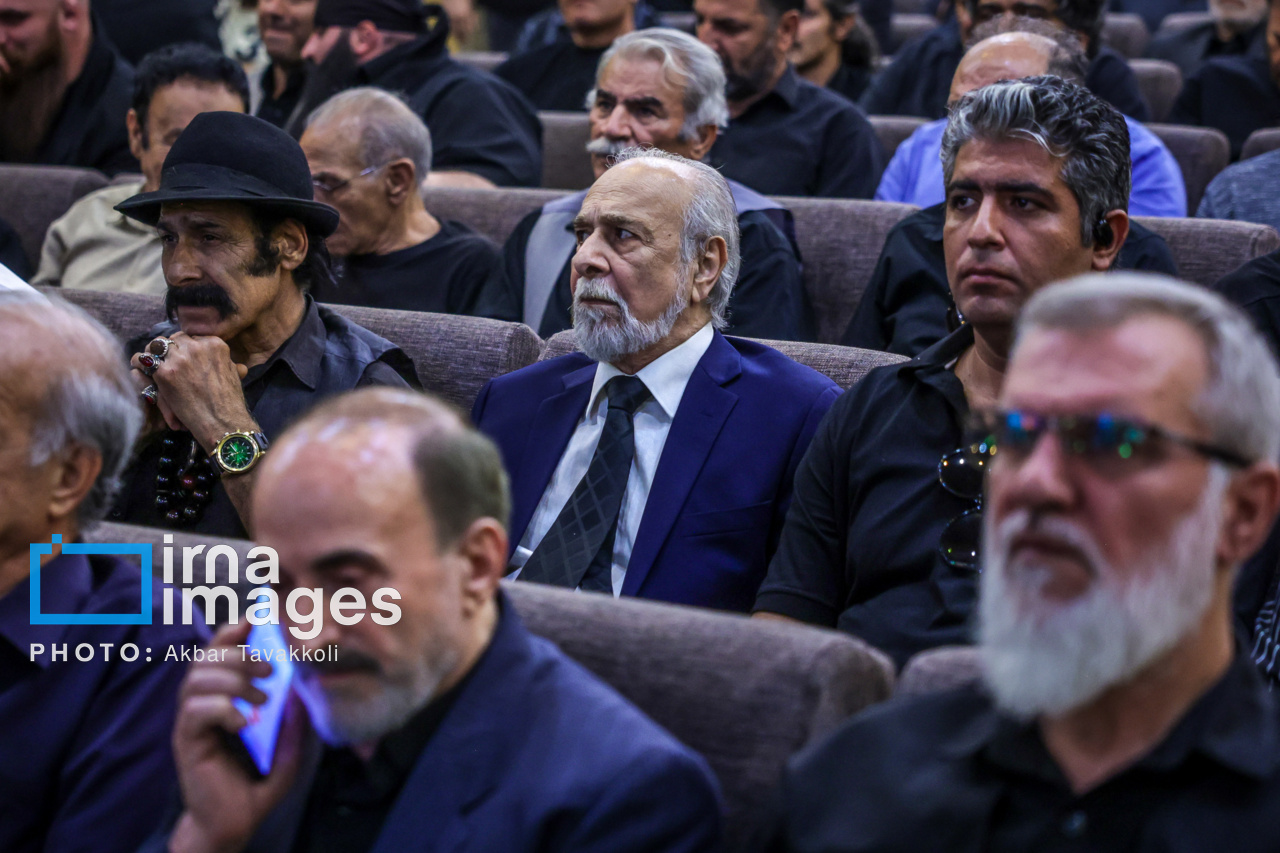 تصاویر: مراسم یادبود زنده یاد «اکبر عبدی»
