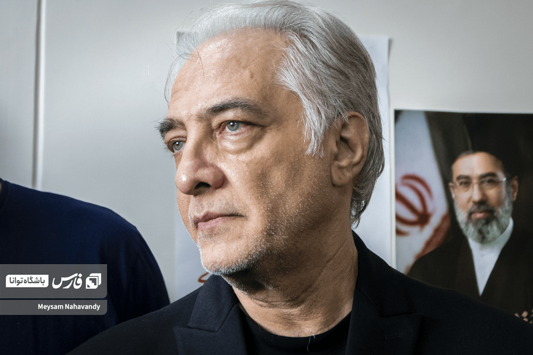 تصاویر: مراسم ختم مادر داریوش فرضیایی