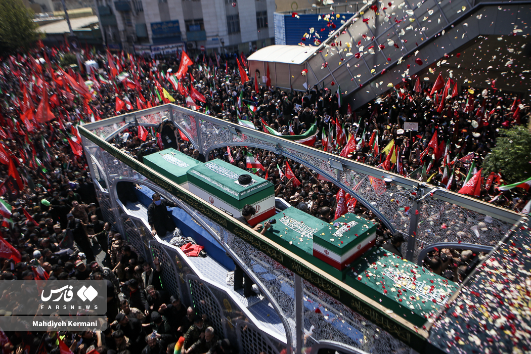 تصاویر: مراسم تشییع پیکر مطهر رهبر شهید انقلاب در تهران