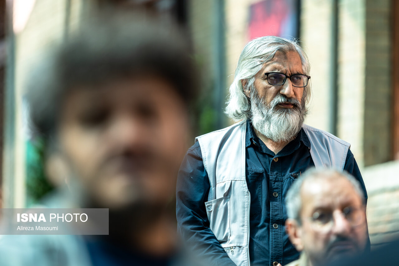 تصاویر: مراسم تشییع پیکر «سیمین‌ دخت وحیدی»، شاعر