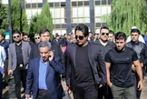 تصاویر: «امید جهان» در مراسم تشییع پیکر پدرش؛ سال ۱۳۹۶