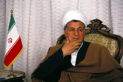 خاطرات آیت الله هاشمی رفسنجانی، ۲۹ دی ۱۳۷۷: به دفتر روزنامه قدس، نارنجک صوتى پرتاب شده / یلتسین رئیس جمهور روسیه در بیمارستان بستری شده