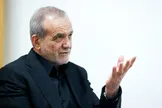 پزشکیان: آمریکا چون نمی‌تواند رهبر ما را پیدا کند، درباره سلامتی او شایعه می‌سازد / الحمدلله رهبر ما زنده است، ارتباطش صمیمی است و و کارشان را انجام می‌دهند؛ طبیعتاً ایشان هستند که تصمیم نهایی خواهند گرفت