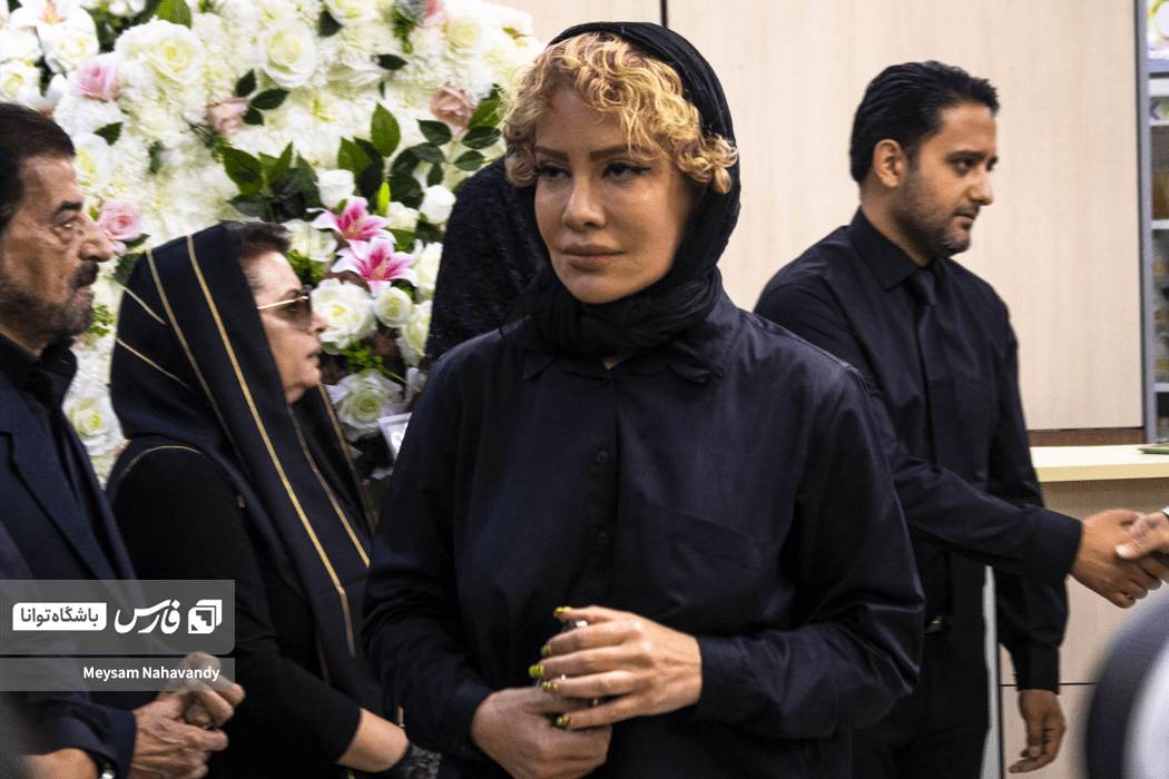 تصاویر: مراسم ختم بهروز رضوی