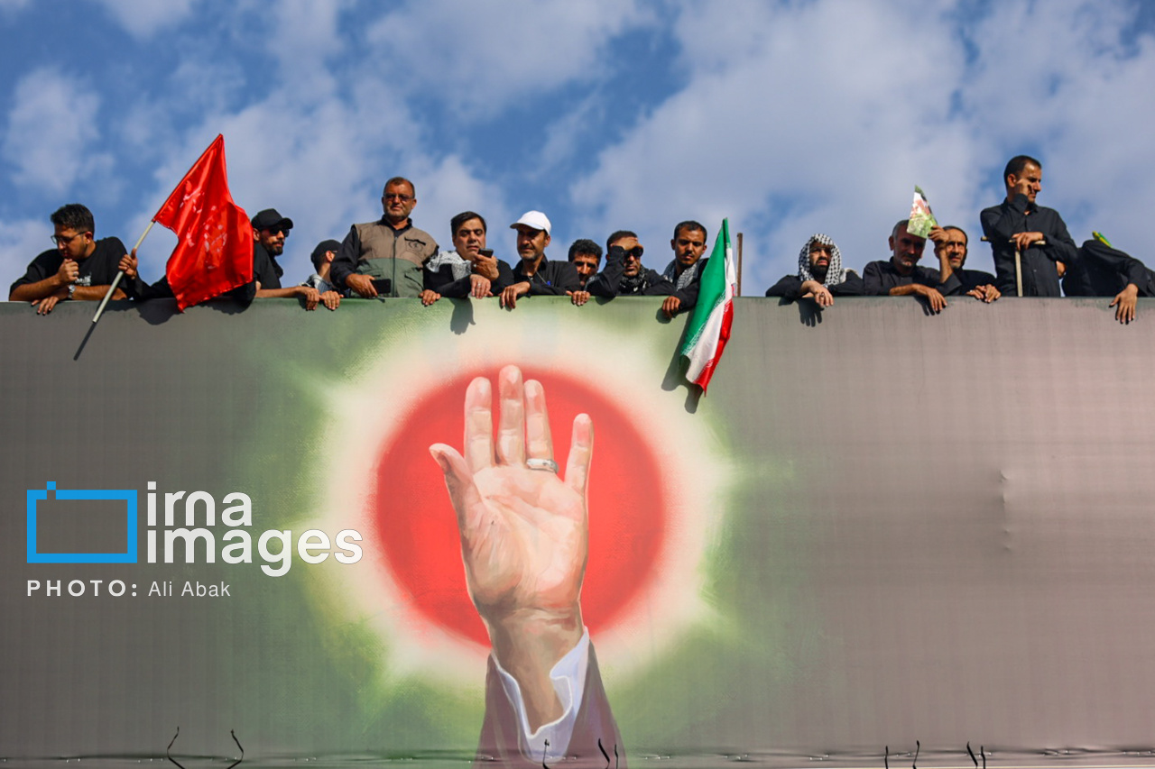 تصاویر: مراسم تشییع پیکر مطهر رهبر شهید انقلاب در تهران
