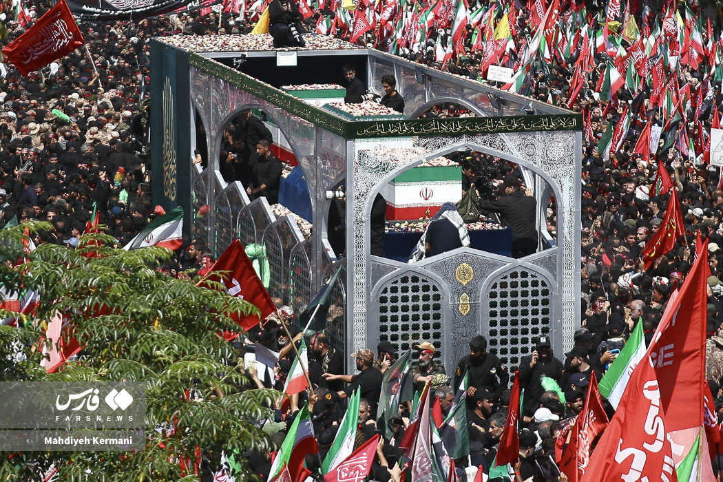 تصاویر: مراسم تشییع پیکر مطهر رهبر شهید انقلاب در تهران