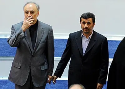 آیا استیضاح وزیر خارجه منتفی می شود؟