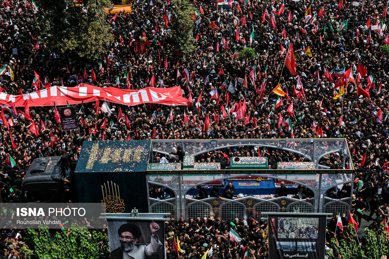 تصاویر: مراسم تشییع پیکر مطهر رهبر شهید انقلاب در تهران
