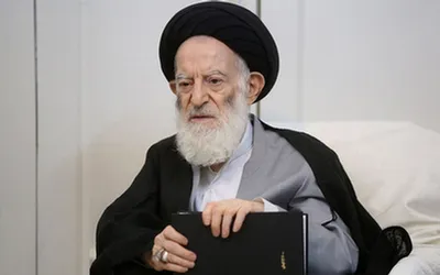 دفتر آیت الله شبیری زنجانی: «حضرت آیت الله» درباره نامه آقای یزدی موضع خاصی ندارند؛ ایشان فعلاً سکوت پیش گرفته‌اند / طلاب و شاگردان ایشان پاسخ می‌دهند