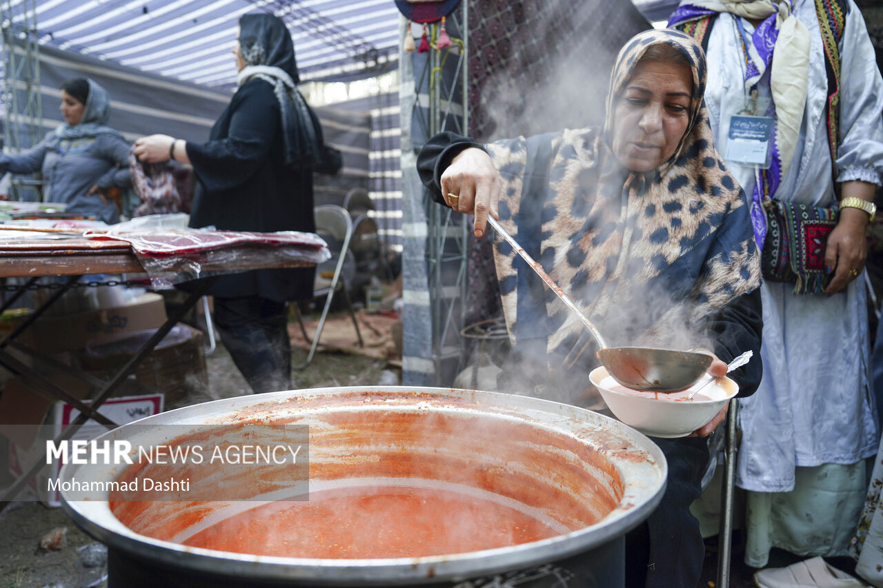 تصاویر: رویداد ملی فرهنگی و گردشگری آش و غذاهای سنتی نیر