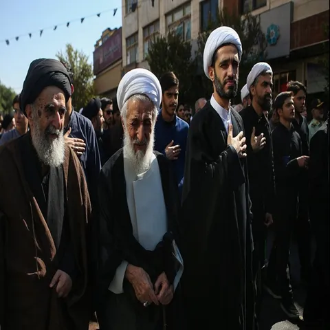 تصاویر: تشییع پیکر آیت الله سید موسی شبیری زنجانی - قم