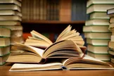 ما کتابدار داشتیم وقتی شما نبودید!