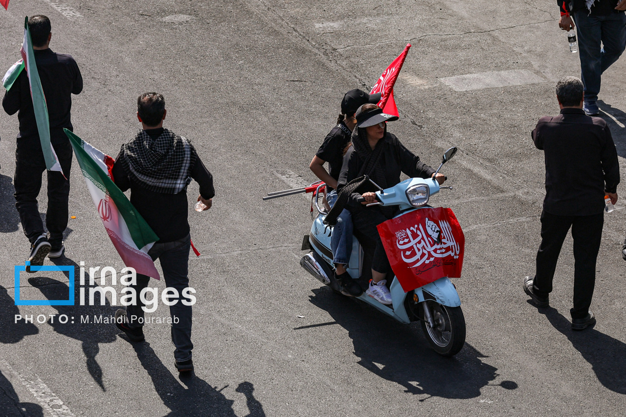 تصاویر: مراسم تشییع پیکر مطهر رهبر شهید انقلاب در تهران