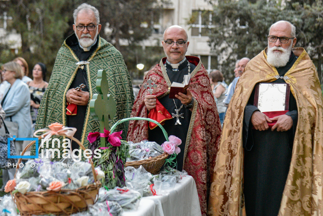 تصاویر: مراسم بزرگداشت بازگشت صلیب مقدس