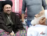 پست اینستاگرامی سید حسن خمینی پس از عیادت از استاد طباطبایی/ ایشان مردمدارى را هرگز به عوامزدگى آلوده نمى کند