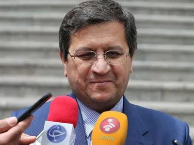 روایت رئیس کل بانک مرکزی از حضور در کنفرانس بین‌المللی بانکداری در کویت: بسیاری از کشور‌ها تاکید داشتند که سلاح تحریم آمریکا کند شده / این تحریم‌ها دیگر نمی‌تواند اثربخش باشد