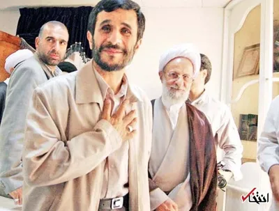 کسانی که روزی از یک طرف بام می افتند و روزی از طرف دیگر بام، به تناقض مبتلا می شوند / آیت الله هاشمی همه این ها را پیش بینی کرد و رفت، مظلوم شد و رفت؛ دیگر نمی توان از ایشان حلالیت گرفت
