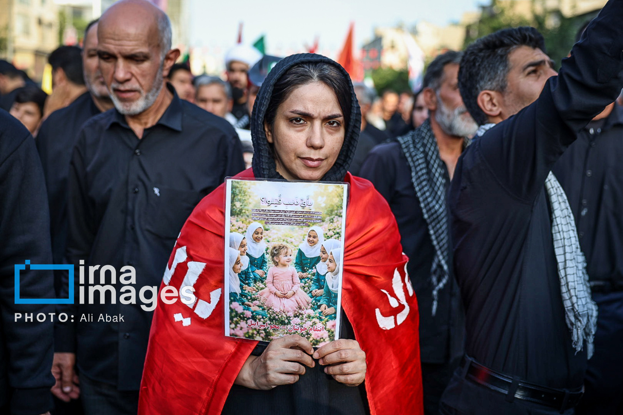 تصاویر: مراسم تشییع پیکر مطهر رهبر شهید انقلاب در تهران