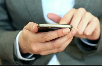 با موبایل حرف بزنید جوش می زنید!