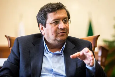 همتی: درآمد ارزی کشور در سال ٩٩ نسبت به ميانگين سال های گذشته یک نهم شده بود