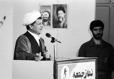 سفارت آمریکا؛ سال ۱۳۶۴: رفسنجانی گفته تا زمانیکه ریگان رئیس جمهور است، روابط ایران و امریکا بهبود پیدا نمی‌کند