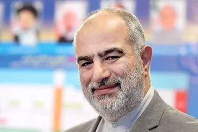 «اعتدال» را زنده بگور کردید، آقای آشنا! او «مُرده»! لطفا در قواره سخن کنید و بر جای خود بنشینید تا عمر این دولت سرآید!