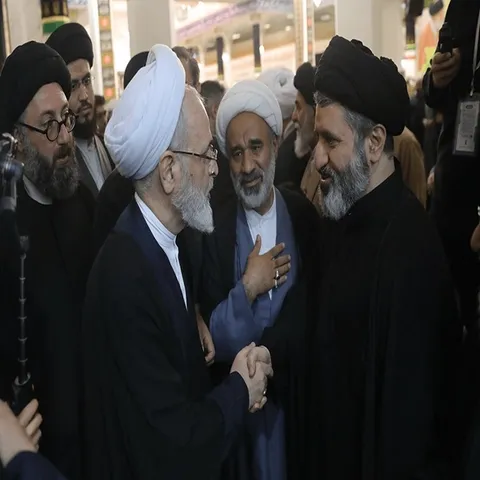 تصاویر: مراسم ترحیم آیت الله شبیری زنجانی در حرم حضرت فاطمه معصومه(س)