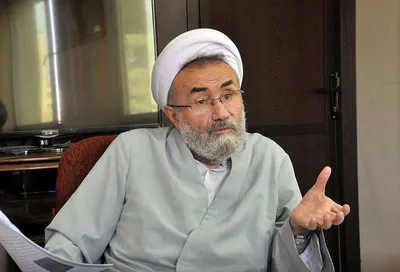 مسیح مهاجری: مجلس باید آن کارمند و فیلمبرداری را که از نماینده سراوان فیلم گرفت، تشویق کند / جایگاه خادم و مخدوم عوض شده / نماینده‌ای که آنهمه پول خرج کرده تا به مجلس راه پیدا کند، حاضر به از دست دادن آن صندلی سرتاسر ناز و نعمت نیست