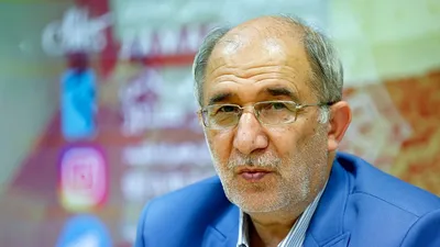 سردار علایی: اینکه می گویند اگر امکانات داشتیم، صدام را ساقط می کردیم، حرف قشنگی است اما اگر او را ساقط می کردیم و به بغداد هم می‌رسیدیم، آیا ادامه این راه از نظر اجرایی برای ما ممکن بود؟ / در برابر نامه صدام گفته نشد که او دشمن است و نباید به نامه‌اش پاسخ بدهیم