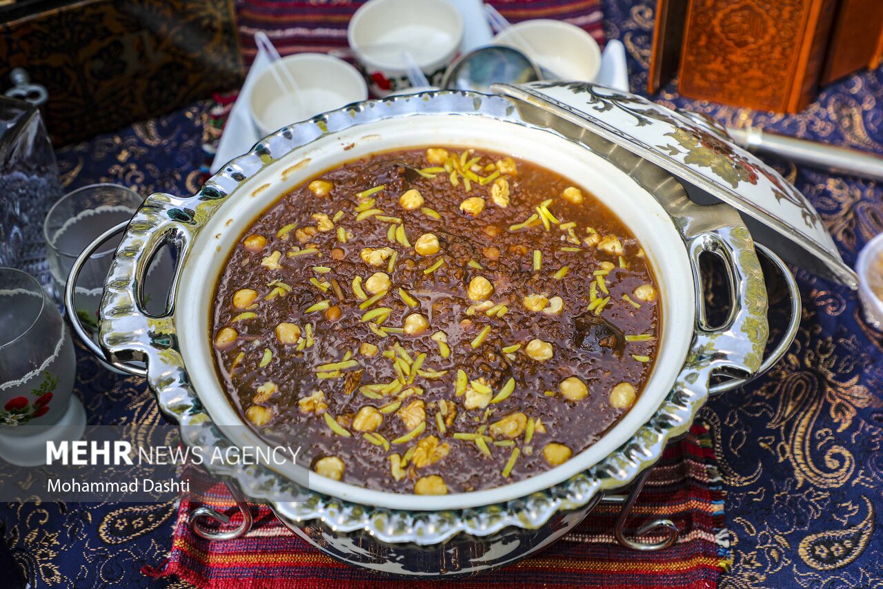 تصاویر: رویداد ملی فرهنگی و گردشگری آش و غذاهای سنتی نیر
