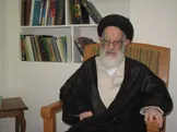 آیت الله شبیری زنجانی: وساطت برای استخدام شخصی که استحقاق ندارد، حرام است