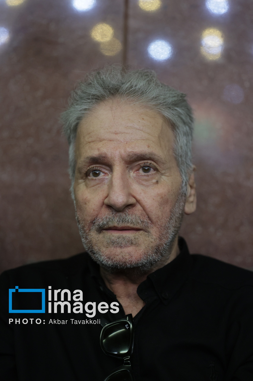 تصاویر: مراسم یادبود زنده یاد «اکبر عبدی»