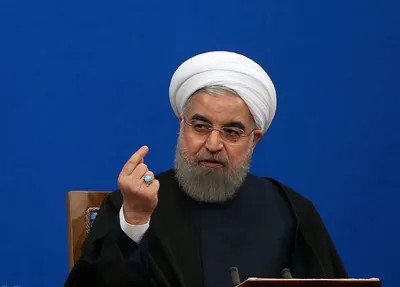 رییس جمهور: هر زمان بدانم ملاقات و جلسه‌ای مشکل را حل می‌کند من هستم؛ حاضرم در این راه قربانی شوم / سفر‌هایی از امارات به ایران انجام و روابط ما بهتر شده / آنچه در دریای سرخ اتفاق افتاد، کار یک رژیم با کمک چند کشور بود / اگر جنگ یمن به آتش بس منتهی شود، یکی از گره‌های بین ایران و عربستان باز خواهد شد