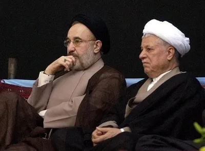 خاطرات هاشمی رفسنجانی، ۲۲ اردیبهشت ۱۳۸۰: تلاش برخی برای گرفتن فتوا از مراجع علیه خاتمی